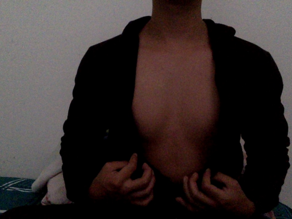 Anonimus61w's Offline XXX Chat