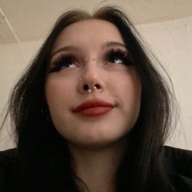 stripchat miyanova webcam profile pic via 6livesex.com