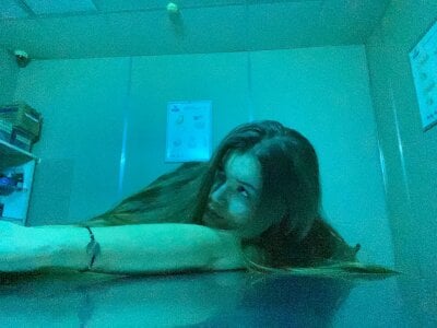 EdaBlumer Female Newpetite Online Webcam Chat