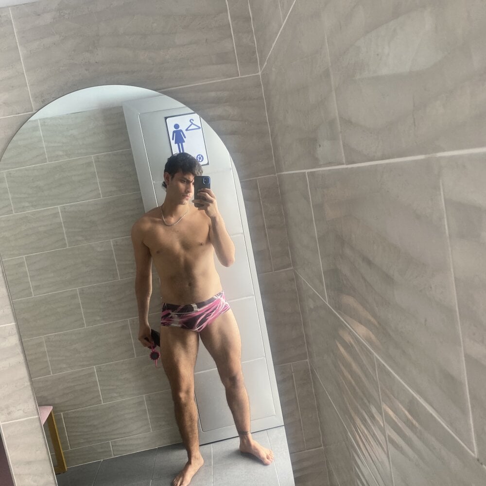 juandmc1706 from stripchat