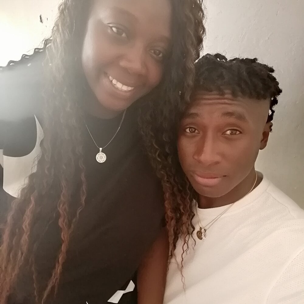 couple_hot96 profile
