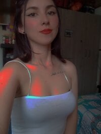 mildre303av's Live Sex Cam Show