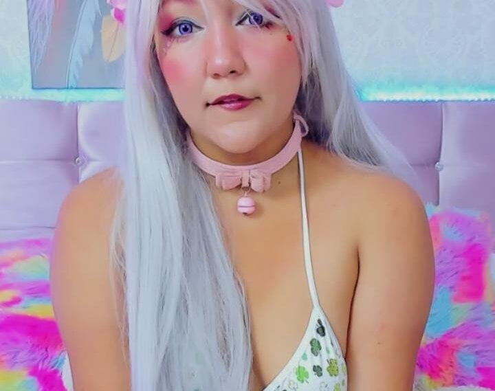 Live sex webcam photo for Slutty_Ely #289249065