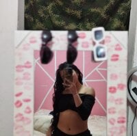 melycastro303av's webcam live show