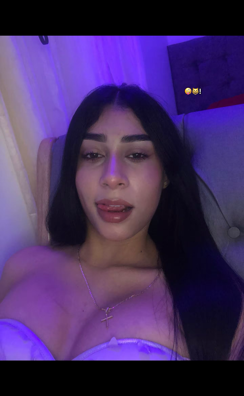 sexlivecamsites.com mila_goez livesex profile in bisexual cams