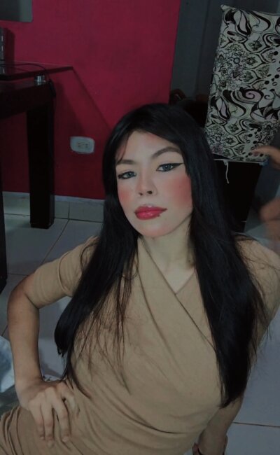 CailynBrowm - latin foot fetish