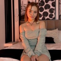 PaigeHalliwell_'s webcam live show