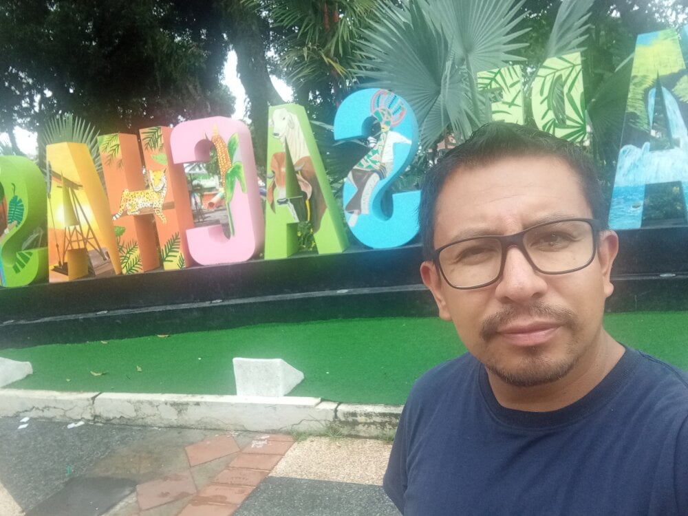 Офлайн-чат XXX MaduritoEC