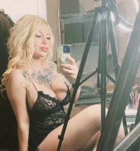 officialdanidoll's Offline XXX Chat