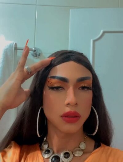 katherinzafir from stripchat