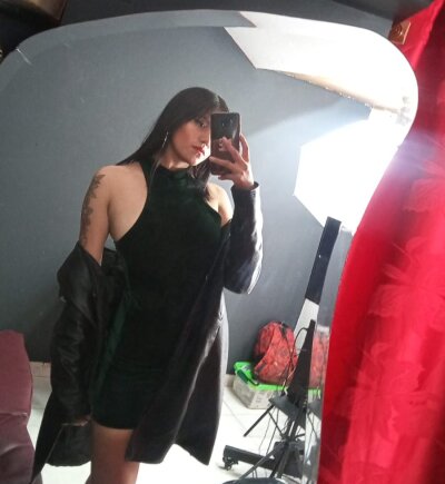 Nikky_brow