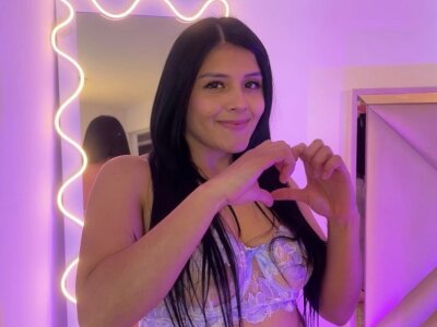 analia_tay from stripchat