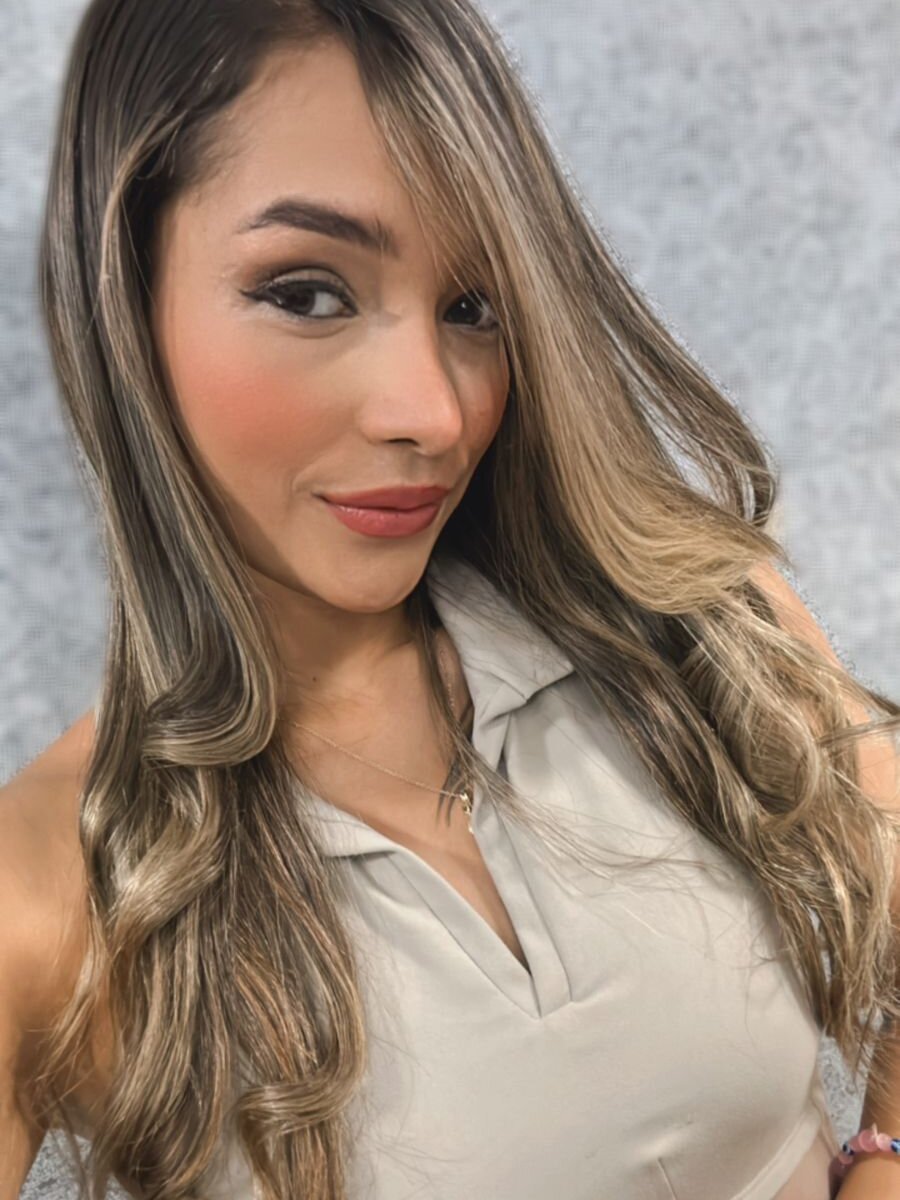 emma_colucci's chat room