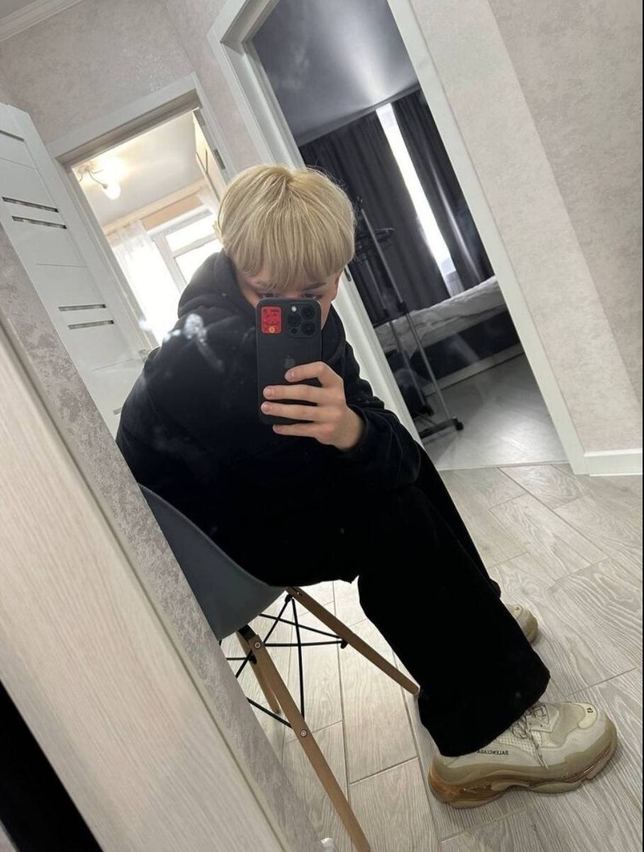 babytwinkstarboyyy