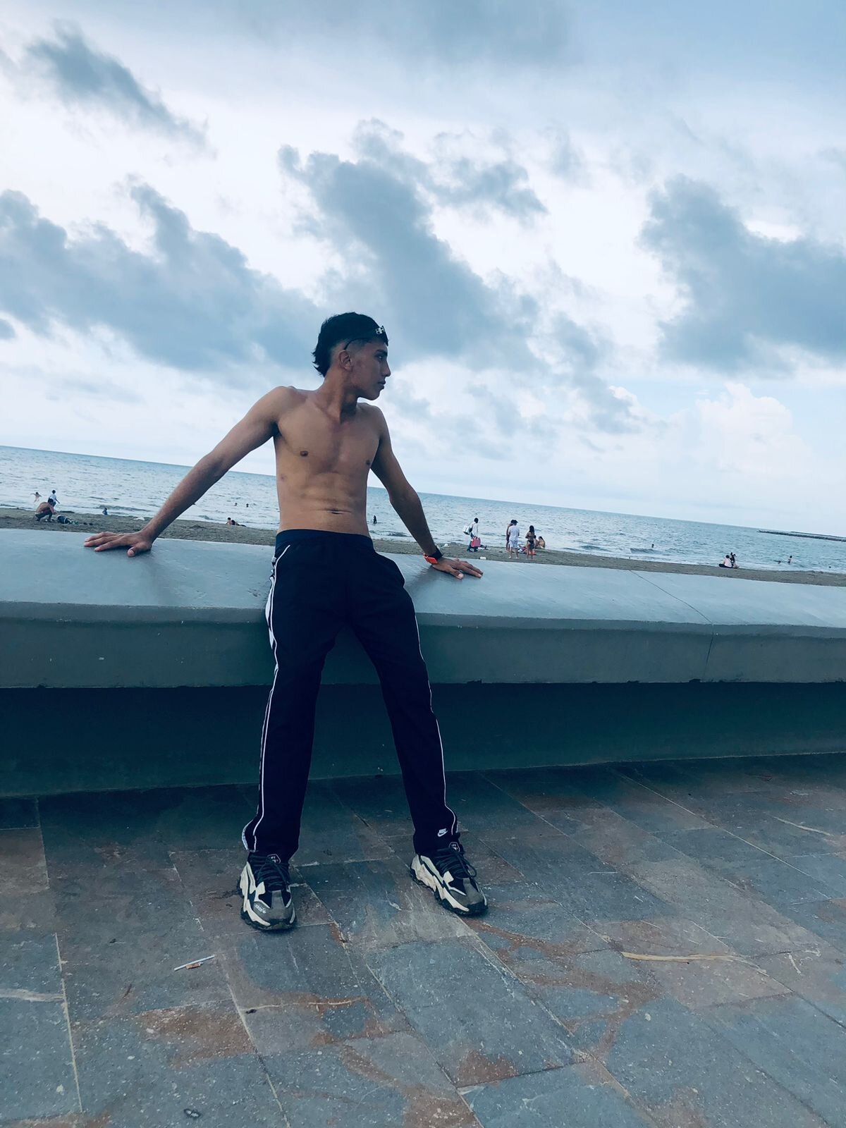 Max_kony