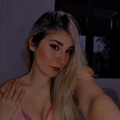lolamascarada from stripchat