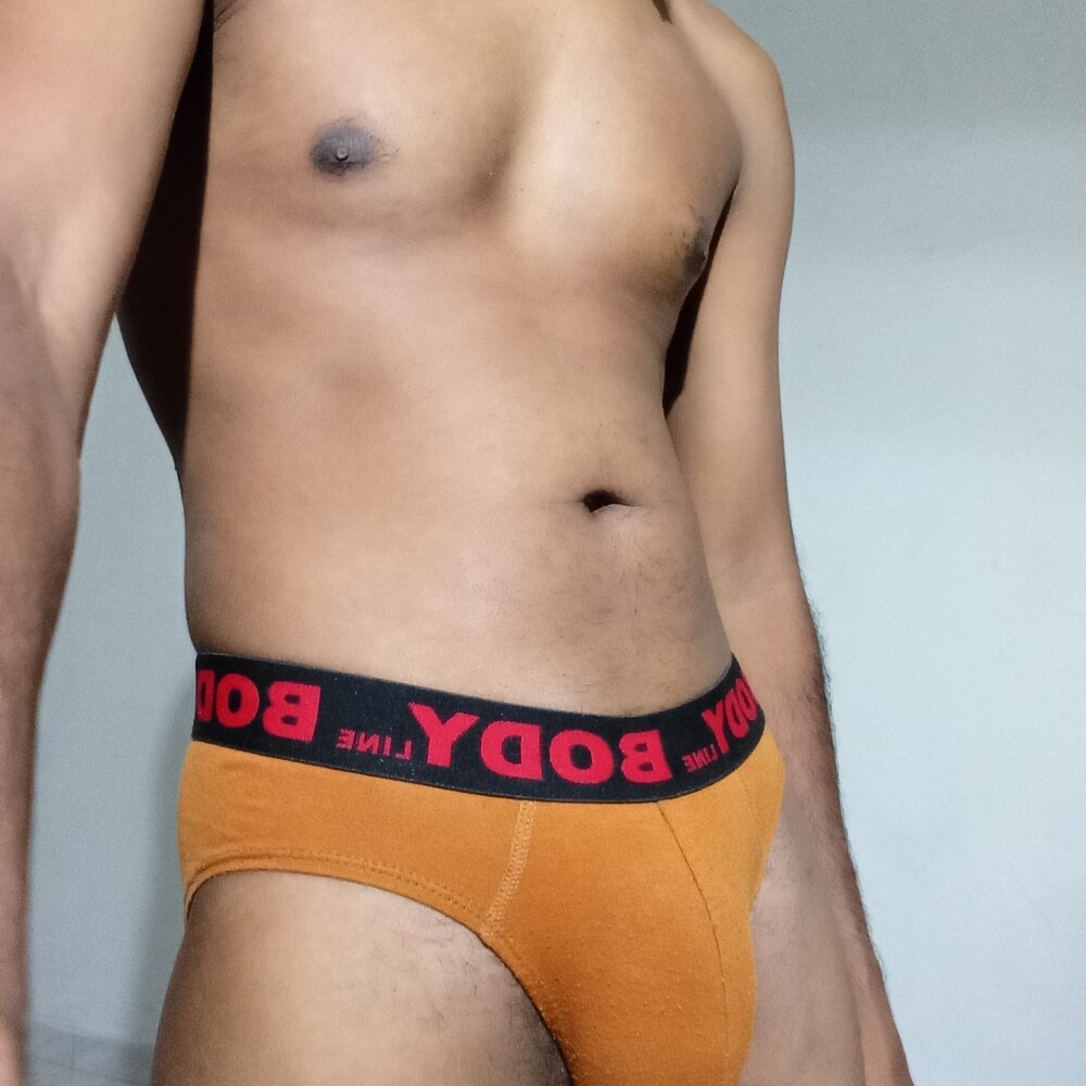 sl-robinsan from stripchat