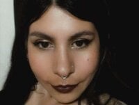 boobs_moon1's Offline Chat Room