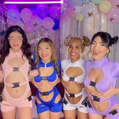 Playwithus17 💣 sex chat