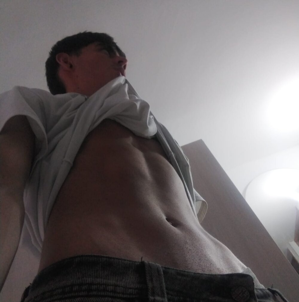 bryanxflius 离线XXX聊天