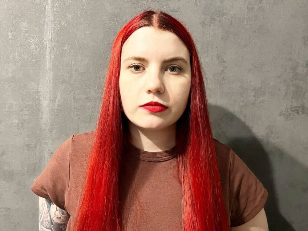 ArielWormy Offline XXX Chat