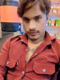 Desisexyindiancouple's webcam live show