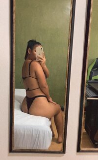 Emiilly_Rosse's Offline XXX Chat