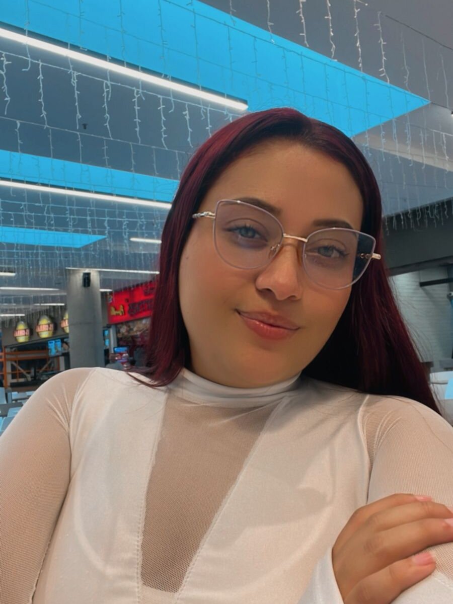 georgiaolsson webcam profile - Saint Helenian