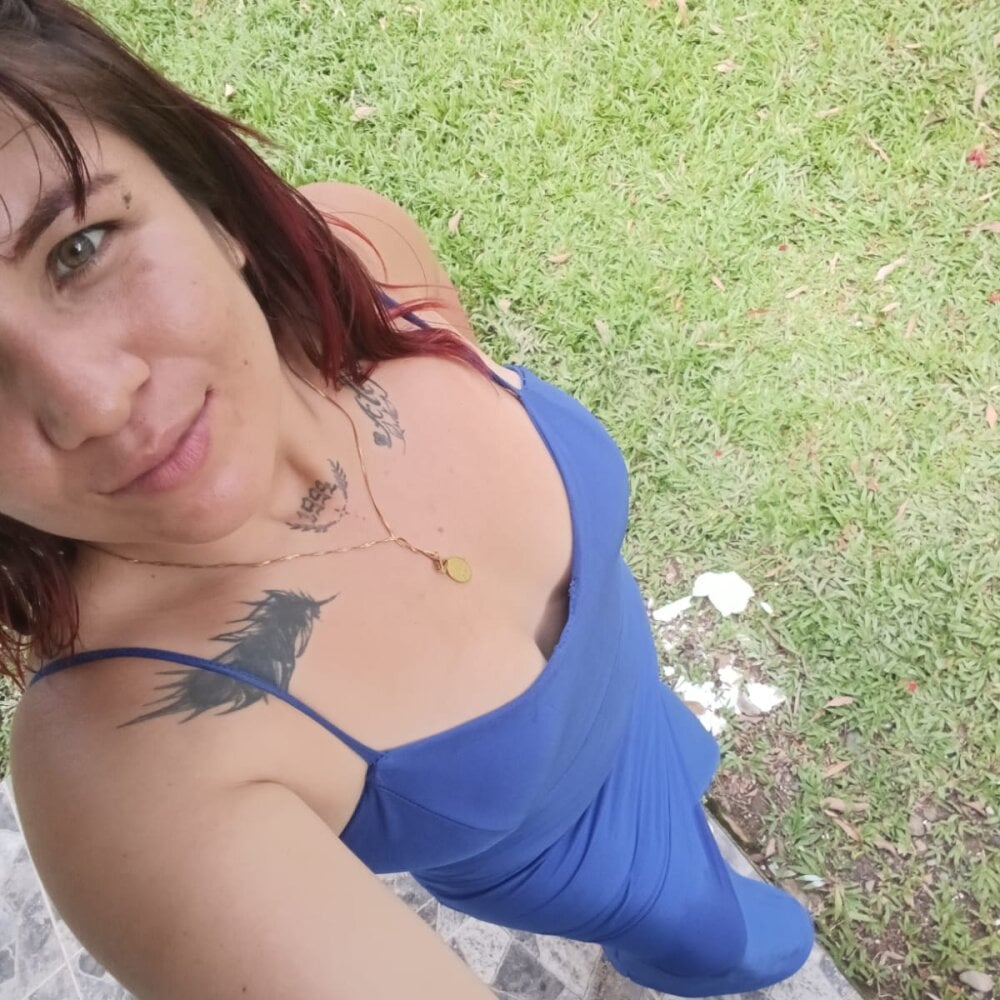 stripchat valeria_horny19 webcam profile pic via webcam-sexe.net