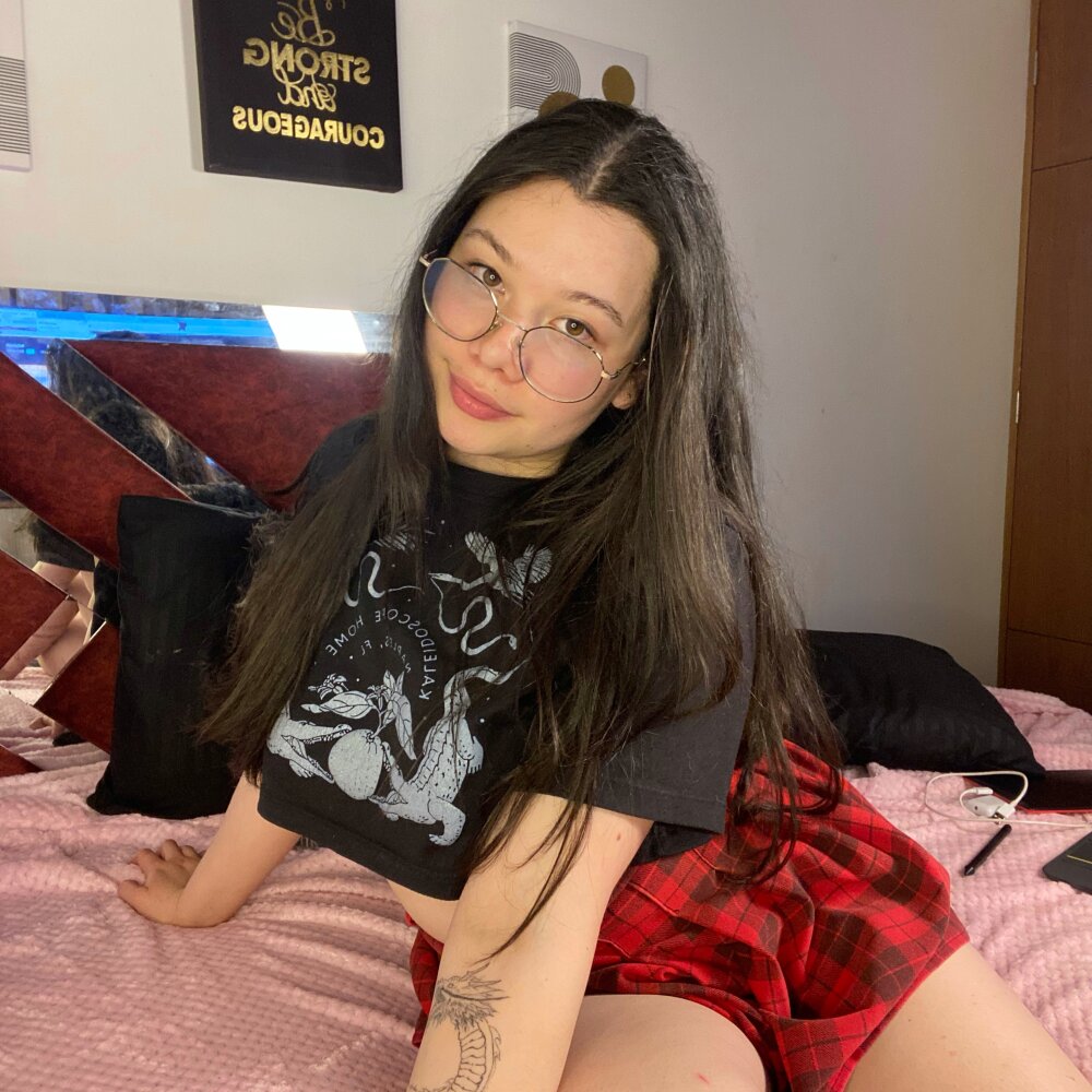 moonmew's Offline XXX Chat