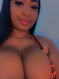 KimberlyBigBoobs's webcam live show