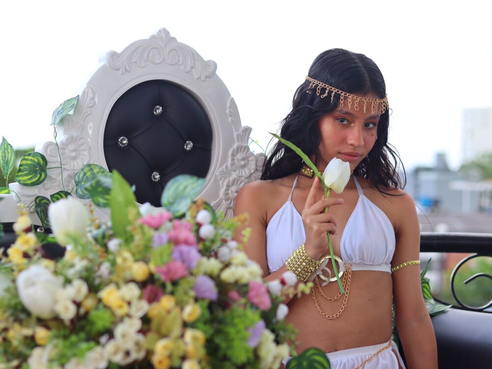 KarlaMiller_ 👺 stream