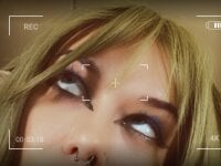 evathority's webcam live show