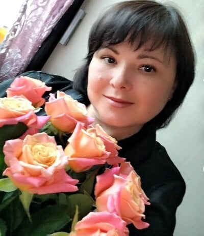 Lia_Lunar Female Newwhite Free Webcam Striptease