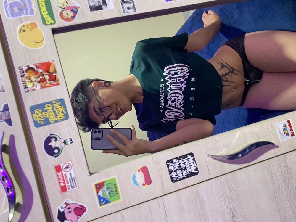 dark_luckyyy from stripchat