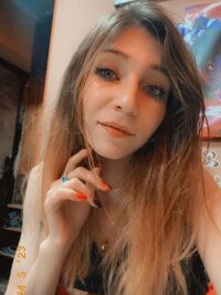 Cori_Kari's Offline Chat Room