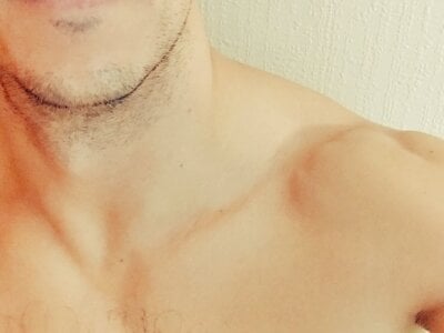 Carlenjoysswithoil