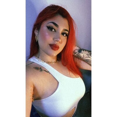 Charlotte__rouse Female Newcheapestprivates Cam Striptease