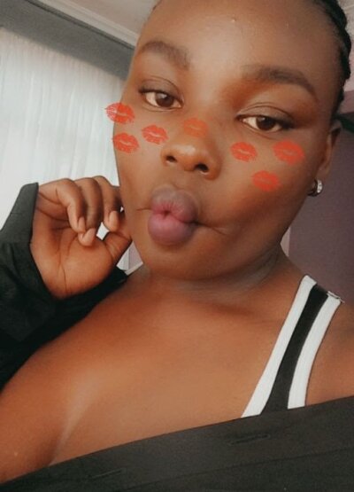 ebony_angie 🌇 chat