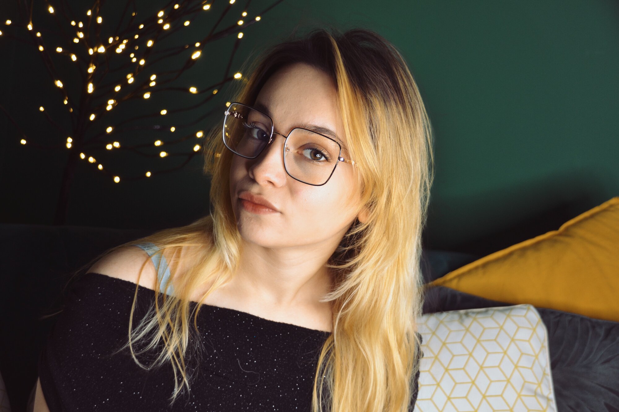 HollyBond