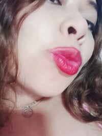 Nataly169's Offline Chat Room