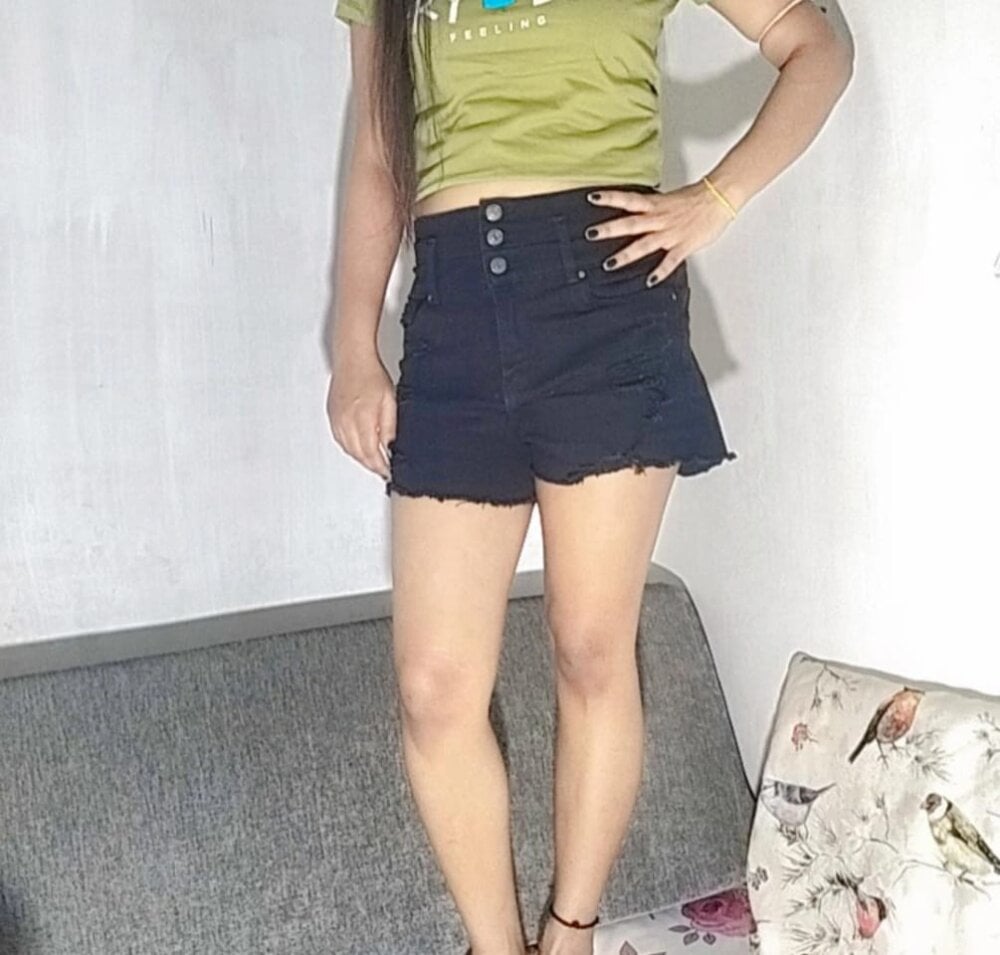 stripchat samira_07 webcam profile pic via cheapadultsexcams.com