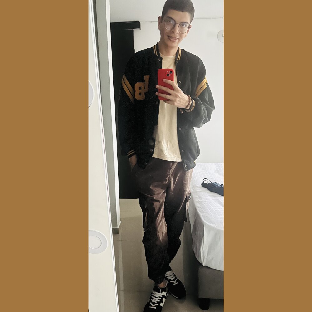 morenoaux from stripchat