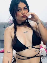 casemistic's webcam live show