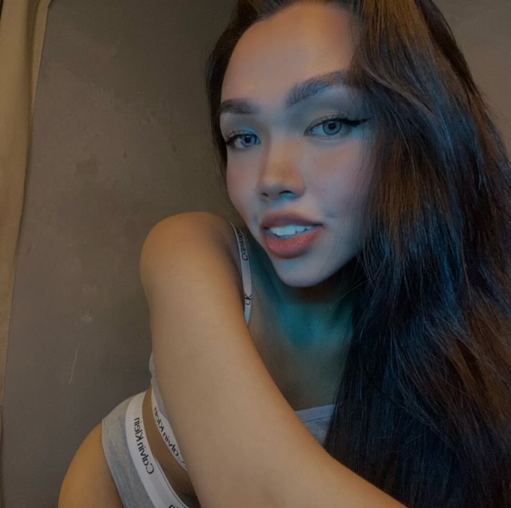 water_lily28 from stripchat