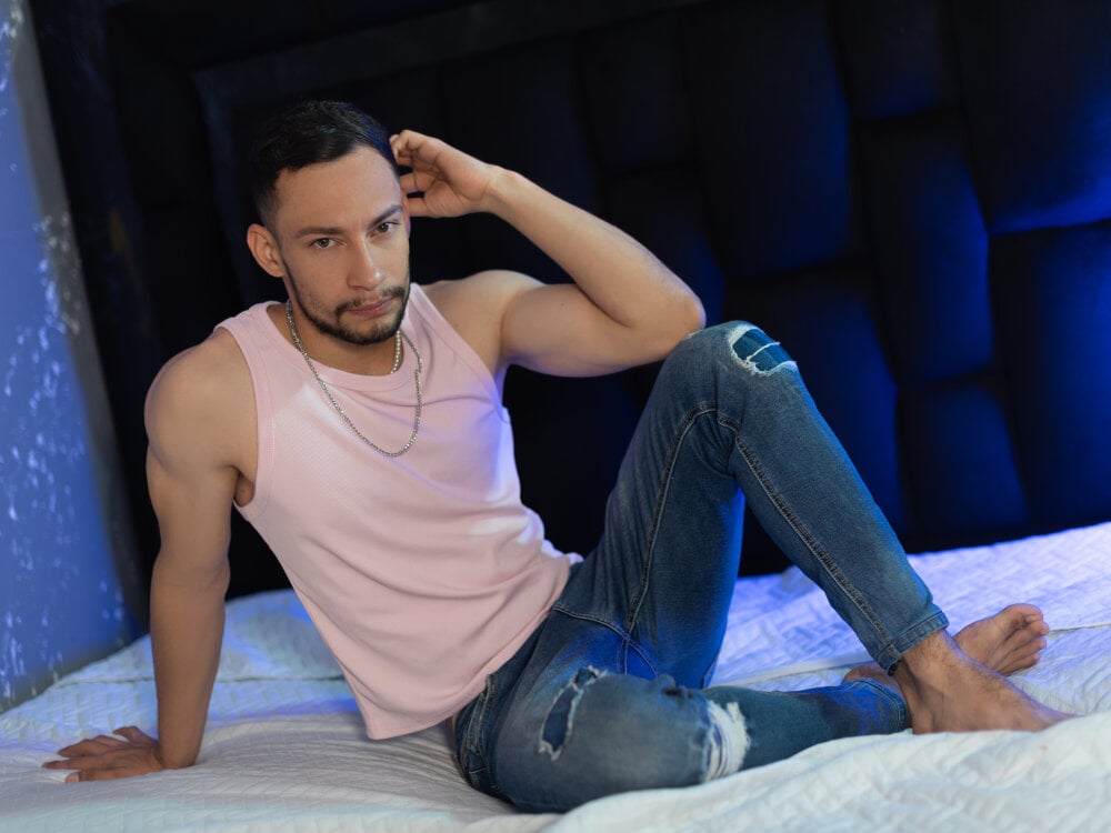 TyagoRoberts_ profile