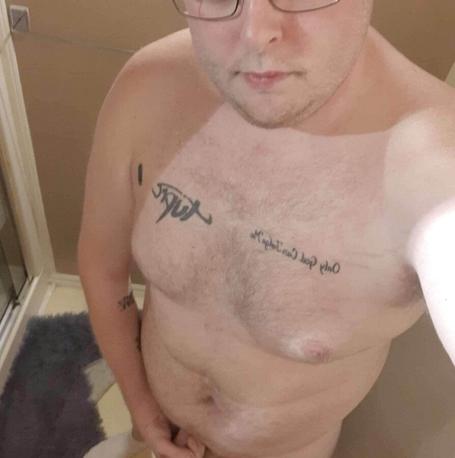 YoungButHung6994's Offline XXX Chat