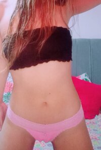 miss_anal_pretty's Offline Chat Room