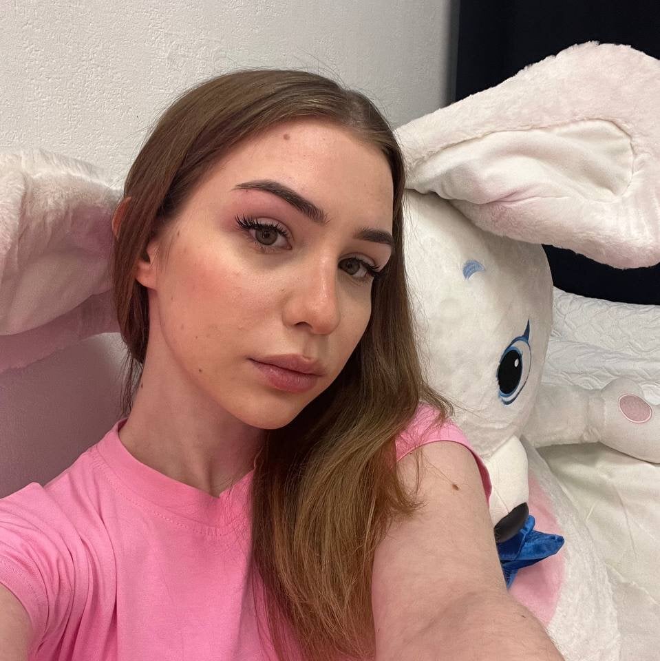 melissa_lim webcam livesex profile in at-the-garage cams