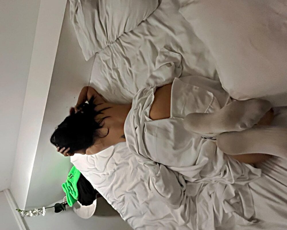 Offline XXX chat CarolinaRaven